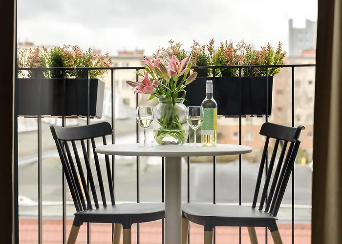 Daire Rest - Jezyce, Szamarzewskiego - Prywatny Garaz, Self Check In 24h